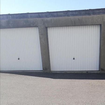 Joli Appartement Residentiel A Troyes Buitenkant foto