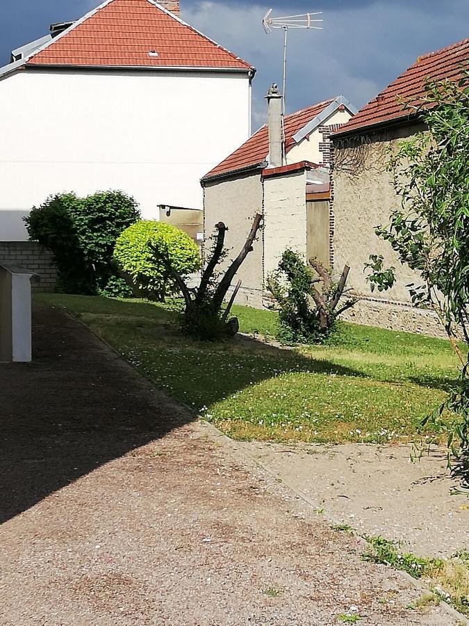 Joli Appartement Residentiel A Troyes Buitenkant foto